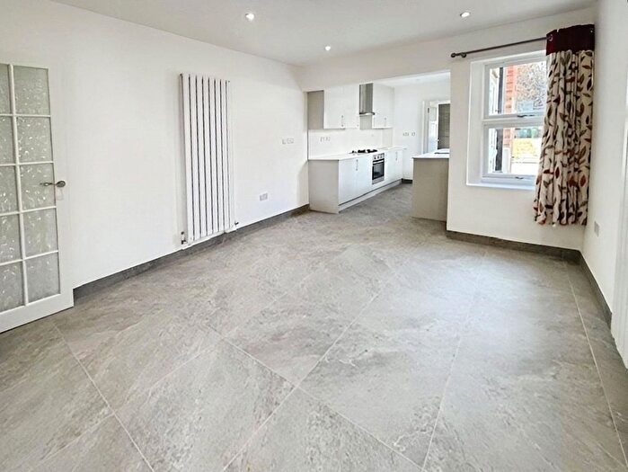 3 Bedroom Semi Detached House To Rent In French Street, Sunbury-On-Thames, Surrey, TW16