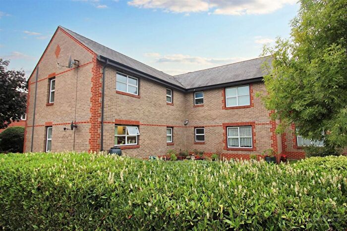 1 Bedroom Retirement Property For Sale In Gordon Palmer Court, Reading, RG30