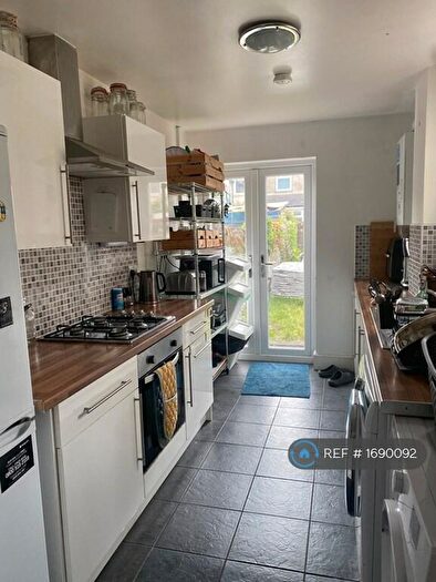 2 Bedroom Terraced House To Rent In Inverness Place, Cardiff, CF24