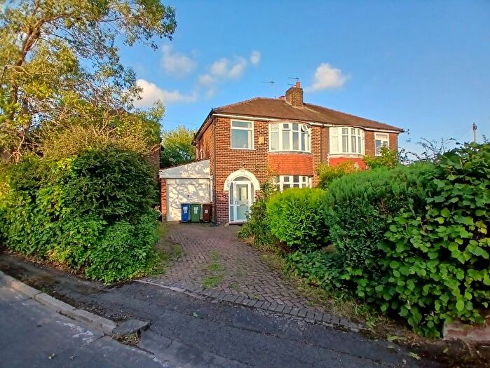 3 Bedroom Semi Detached House For Sale In Cromwell Avenue, Cheadle, SK8