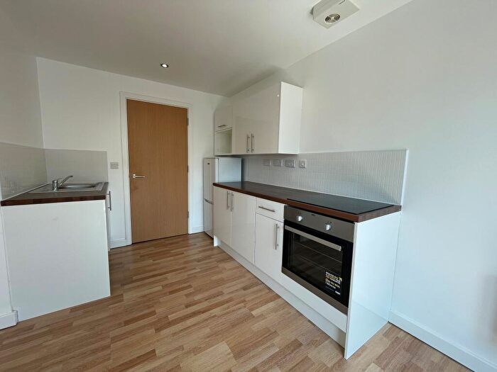 1 Bedroom Apartment To Rent In Markfield Court, Leicester, LE4
