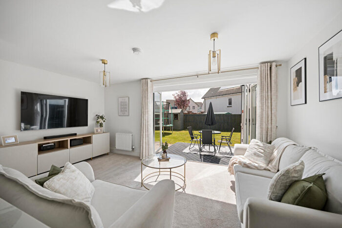 3 Bedroom Semi-Detached House For Sale In Creran Crescent, Gartcosh, Glasgow, North Lanarkshire, G69