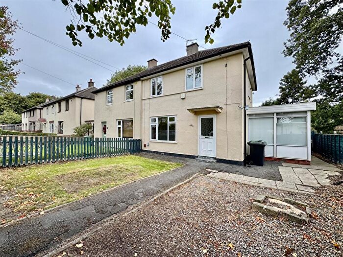 2 Bedroom Semi-Detached House To Rent In Daw Royds, Almondbury, Hudderfield, HD5
