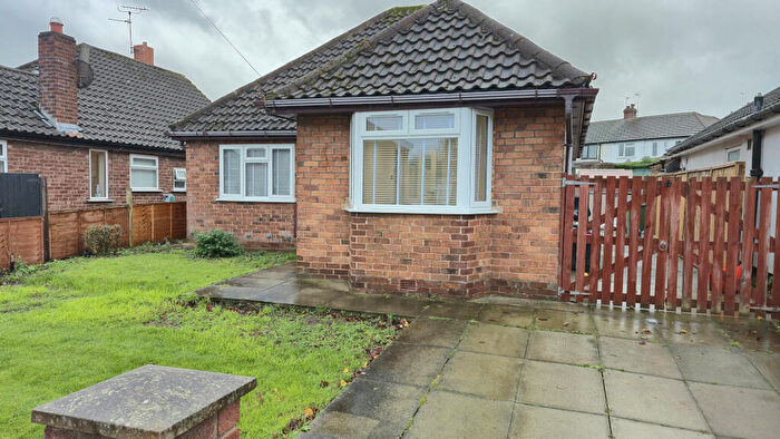 2 Bedroom Bungalow For Sale In Saughall Road, Blacon, Chester, Cheshire, CH1