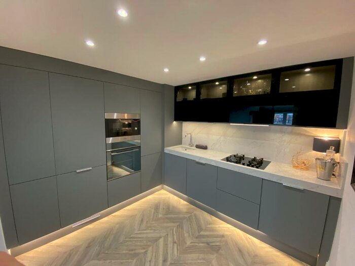 2 Bedroom Apartment To Rent In South Ferry Quay, Liverpool, L3