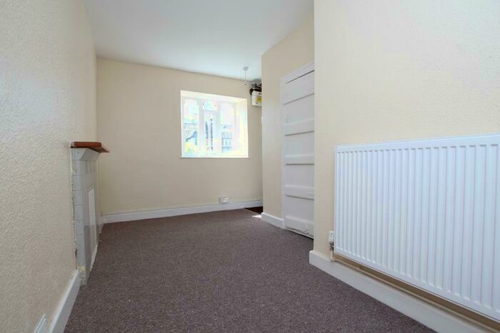 2 Bedroom Detached House To Rent In Westbury Road- Westbury-on-Trym, BS9