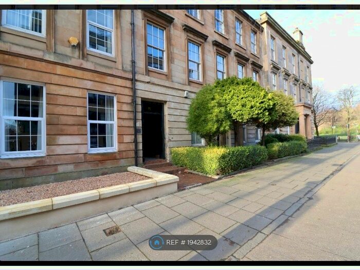 3 Bedroom Flat To Rent In North Claremont Street, Glasgow, G3