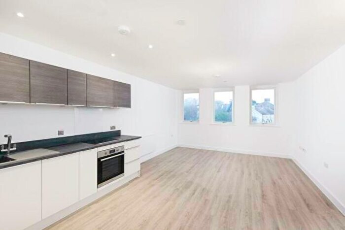 2 Bedroom Flat To Rent In Broadway, Peterborough, PE1