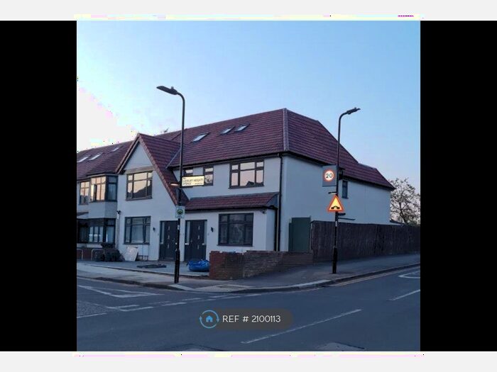 2 Bedroom Flat To Rent In Sudbury Heights Avenue, Sudbury Town/ Sudbury Hill (Greenford), UB6