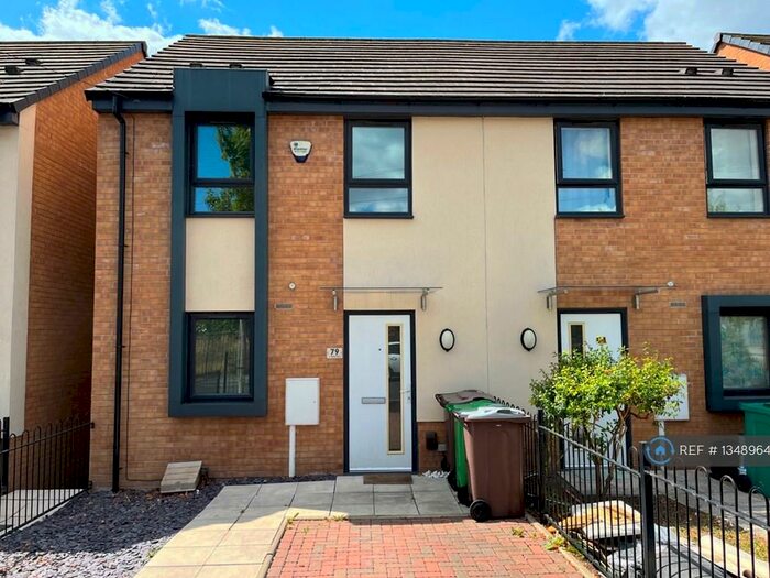 3 Bedroom Semi-Detached House To Rent In St. Matthias Road, Nottingham, NG3