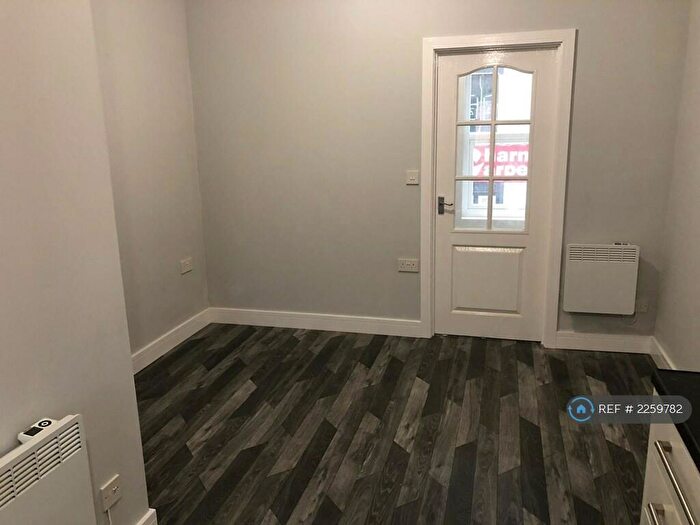 1 Bedroom Flat To Rent In Broad Street, Rotherham, S62
