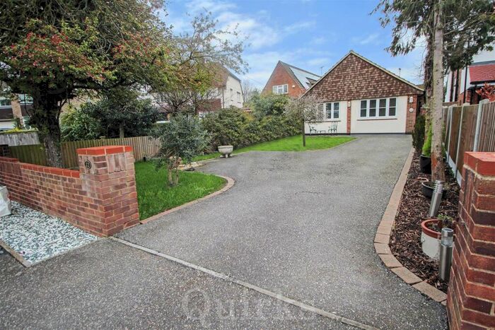 2 Bedroom Detached Bungalow For Sale In Rosslyn Road, Billericay, CM12