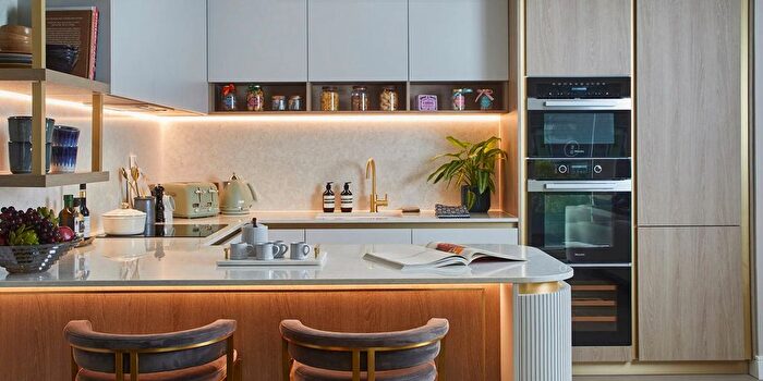 2 Bedroom Flat To Rent In Palmer House, Fulham Reach, W6