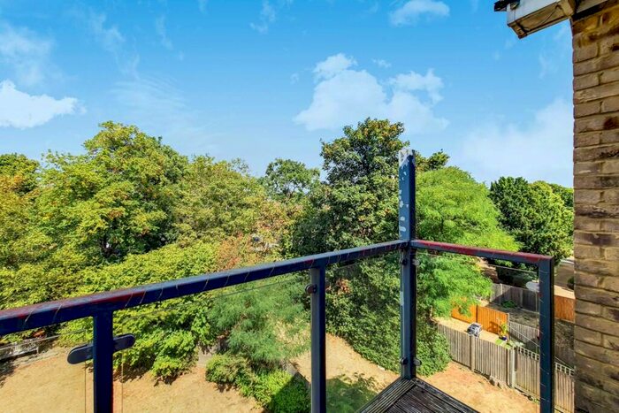 1 Bedroom Flat To Rent In Widmore Road, Bromley, BR1