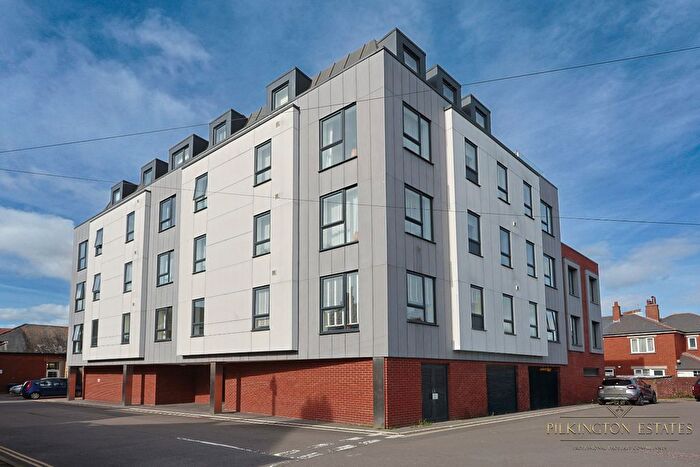 2 Bedroom Flat For Sale In Estuary Reach, Elm Grove, Exmouth, East Devon, Devon, EX8