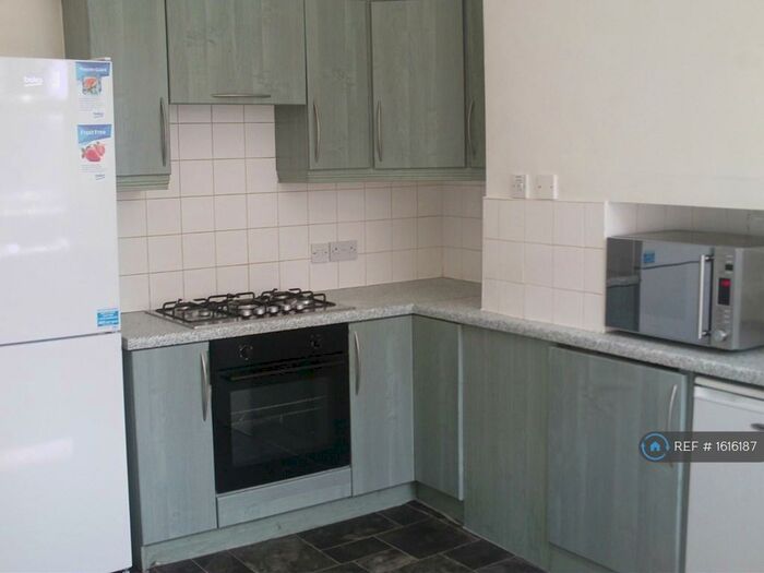 7 Bedroom Terraced House To Rent In Beech Hill Road, Sheffield, S10