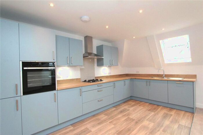3 Bedroom Penthouse To Rent In Lymington Road, Highcliffe, Christchurch, Dorset, BH23