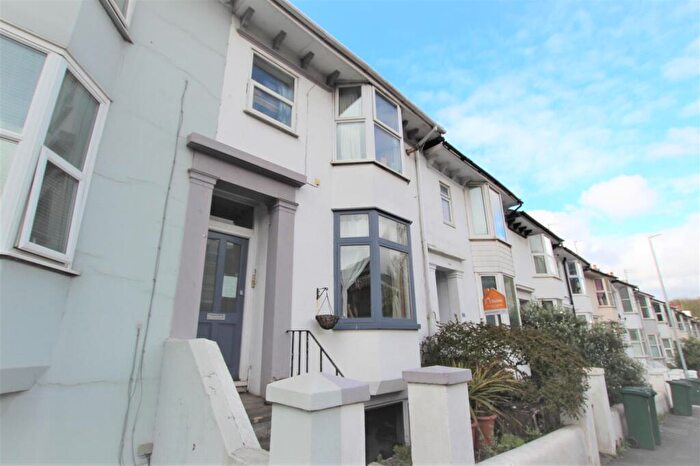 3 Bedroom Flat To Rent In New England Road, Brighton, BN1