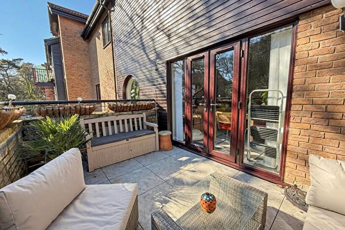 2 Bedroom Maisonette For Sale In Ferndown, BH22