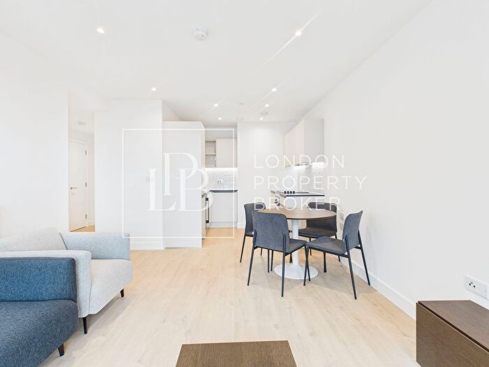 1 Bedroom Flat To Rent In Burrell House, Lombard Square, SE28