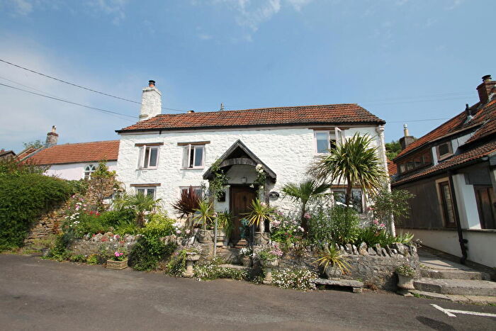 3 Bedroom Detached House For Sale In West Horrington, BA5