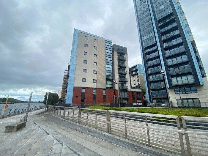 2 Bedroom Flat To Rent In Meadowside Quay Square, Glasgow, G11
