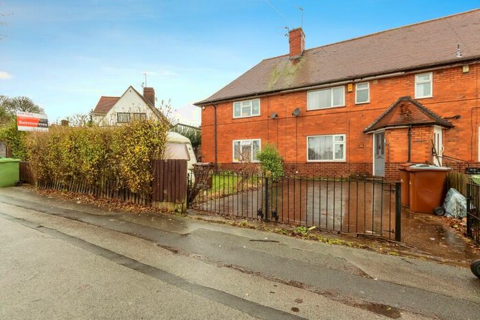 3 Bedroom House To Rent In Bells Lane, Cinderhill, NG8