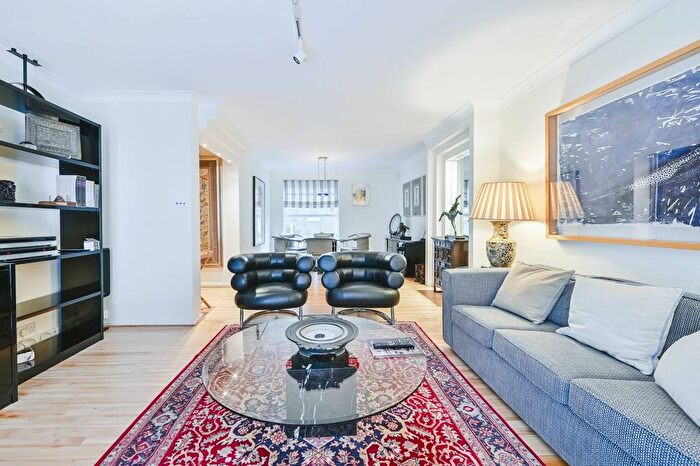 1 Bedroom Flat To Rent In Ridgmount Street, Bloomsbury, London, WC1E