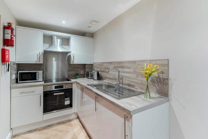 1 Bedroom Flat To Rent In Hayfield Road, Salford, Manchester, M6