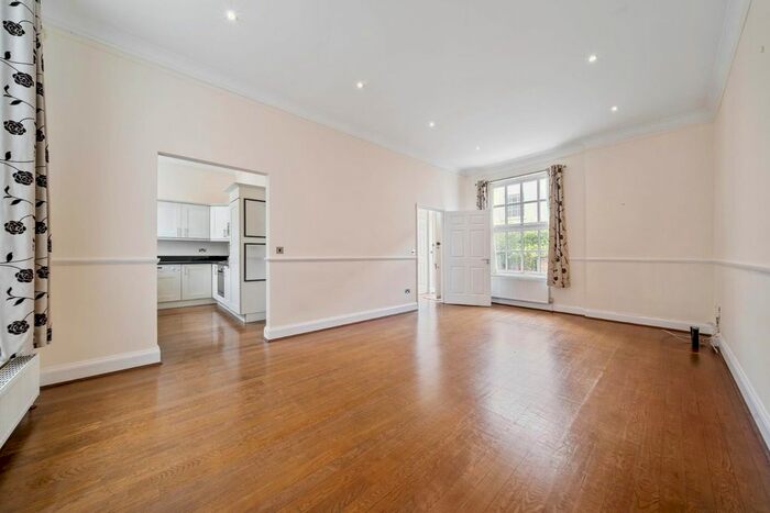 3 Bedroom Property To Rent In Redhill Street, London, NW1