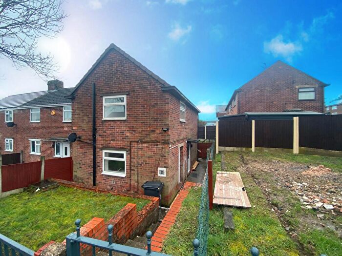 3 Bedroom House To Rent In Henshaw Avenue, Ilkeston, DE7