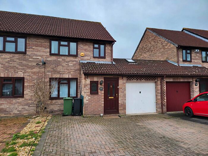 3 Bedroom House To Rent In Apseleys Mead, Bradley Stoke, Bristol, BS32