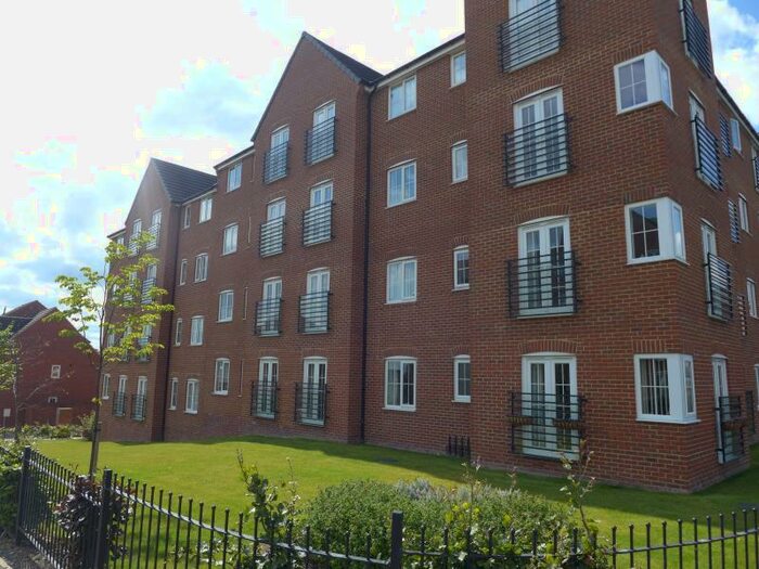 2 Bedroom Apartment To Rent In The Willows, Fenton Gate, Middleton, LS10