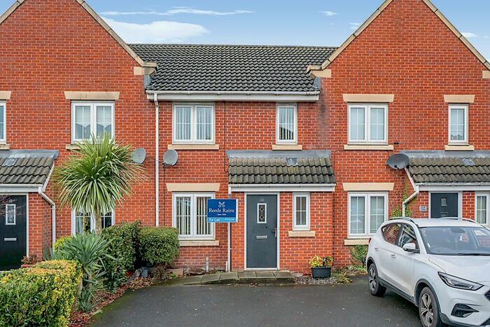 3 Bedroom Detached House To Rent In Burmarsh Lane, Widnes, Cheshire, WA8