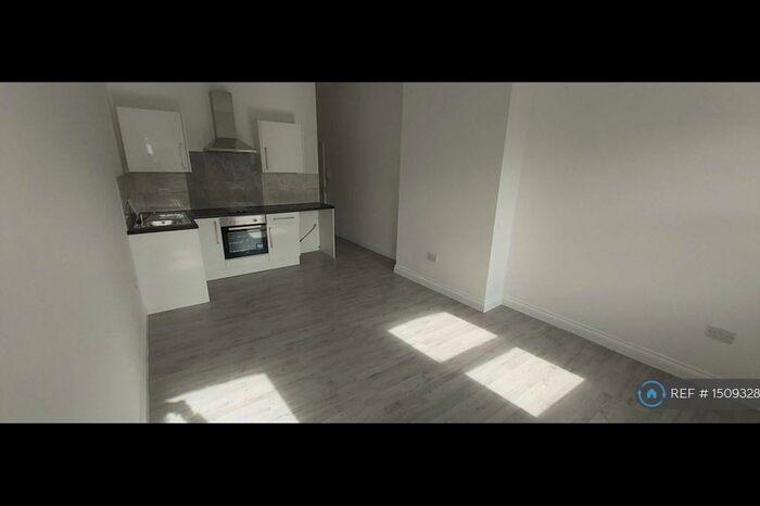 Studio To Rent In Stanley Road, Bootle, L20