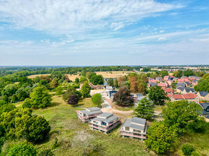 4 Bedroom Detached House For Sale In How Park, The How, St Ives, PE27