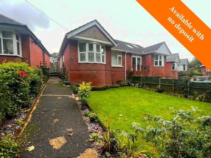 2 Bedroom Semi-Detached Bungalow To Rent In Sholing, Southampton, SO19