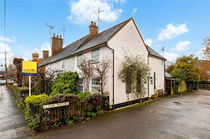 2 Bedroom End Of Terrace House For Sale In Pankridge Street, Crondall, Farnham, Surrey, GU10