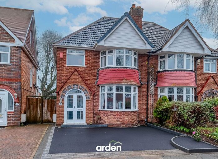 3 Bedroom Semi Detached House For Sale In Stonor Road, Birmingham, B28