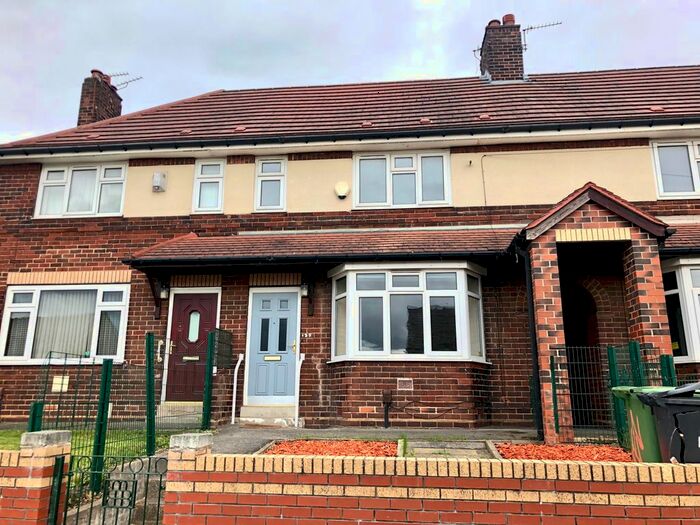 3 Bedroom Property To Rent In Cartmell Drive, Leeds LS15