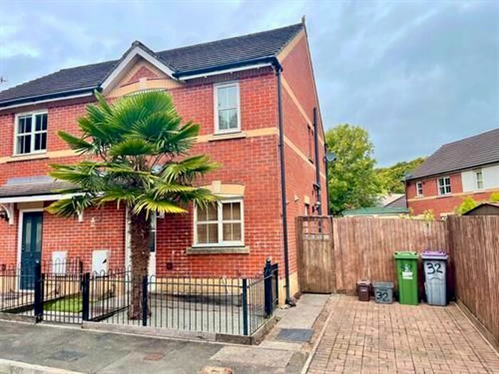 2 Bedroom Semi-Detached House To Rent In Clos Afon Llwyd, Pontypool, NP4