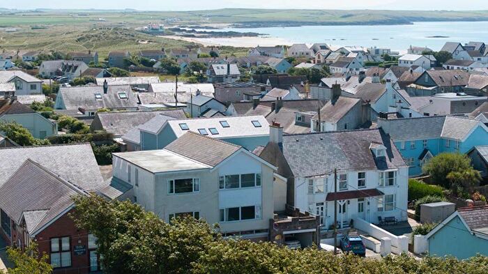 12 Bedroom Semi-Detached House For Sale In High Street, Rhosneigr, LL64