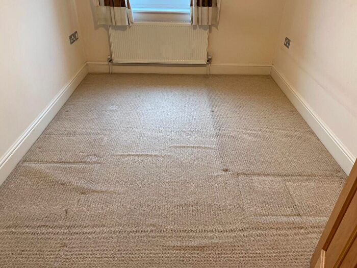 2 Bedroom Apartment To Rent In Eastwood Road, Rayleigh, Essex, SS6