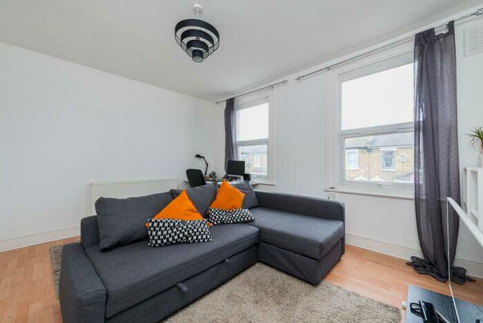 1 Bedroom Apartment To Rent In Etta Street, London, Greater London, SE8