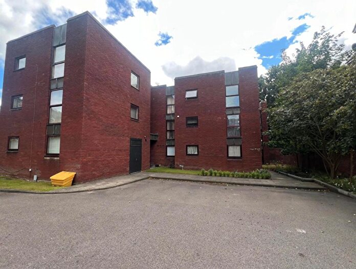 2 Bedroom Flat For Sale In Gray Road, Sunderland, SR2