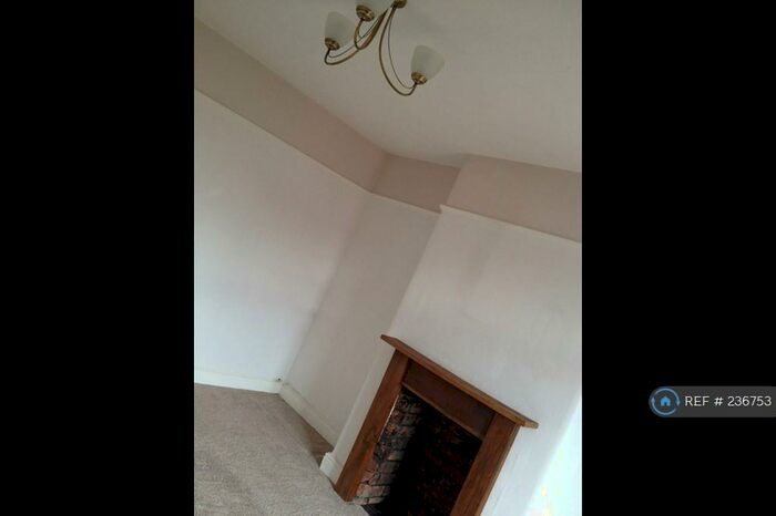 4 Bedroom Terraced House To Rent In Toronto Road, Bristol, BS7