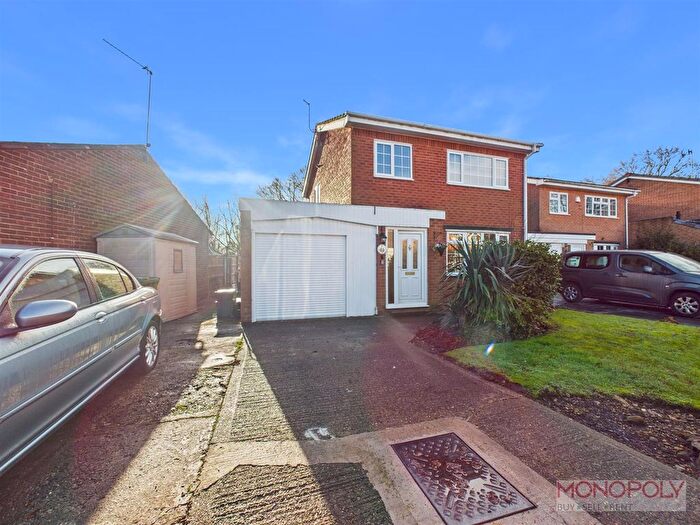 3 Bedroom Detached House For Sale In Ffordd Hendre, Wrexham, LL13