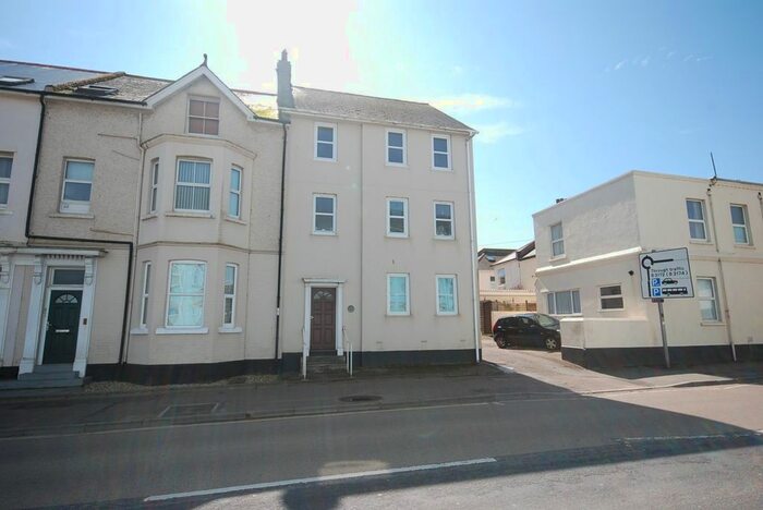 2 Bedroom Flat To Rent In Harbour Road, Seaton, EX12