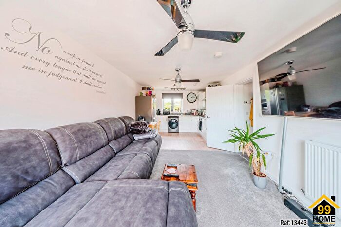 1 Bedroom Flat For Sale In Elderflower Drive, Emersons Green, Bristol, BS16