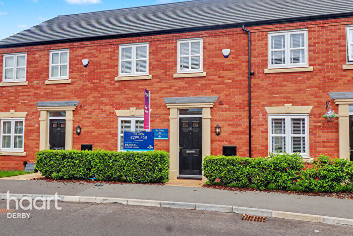 3 Bedroom Terraced House For Sale In Lucas Lane, Hilton, DE65